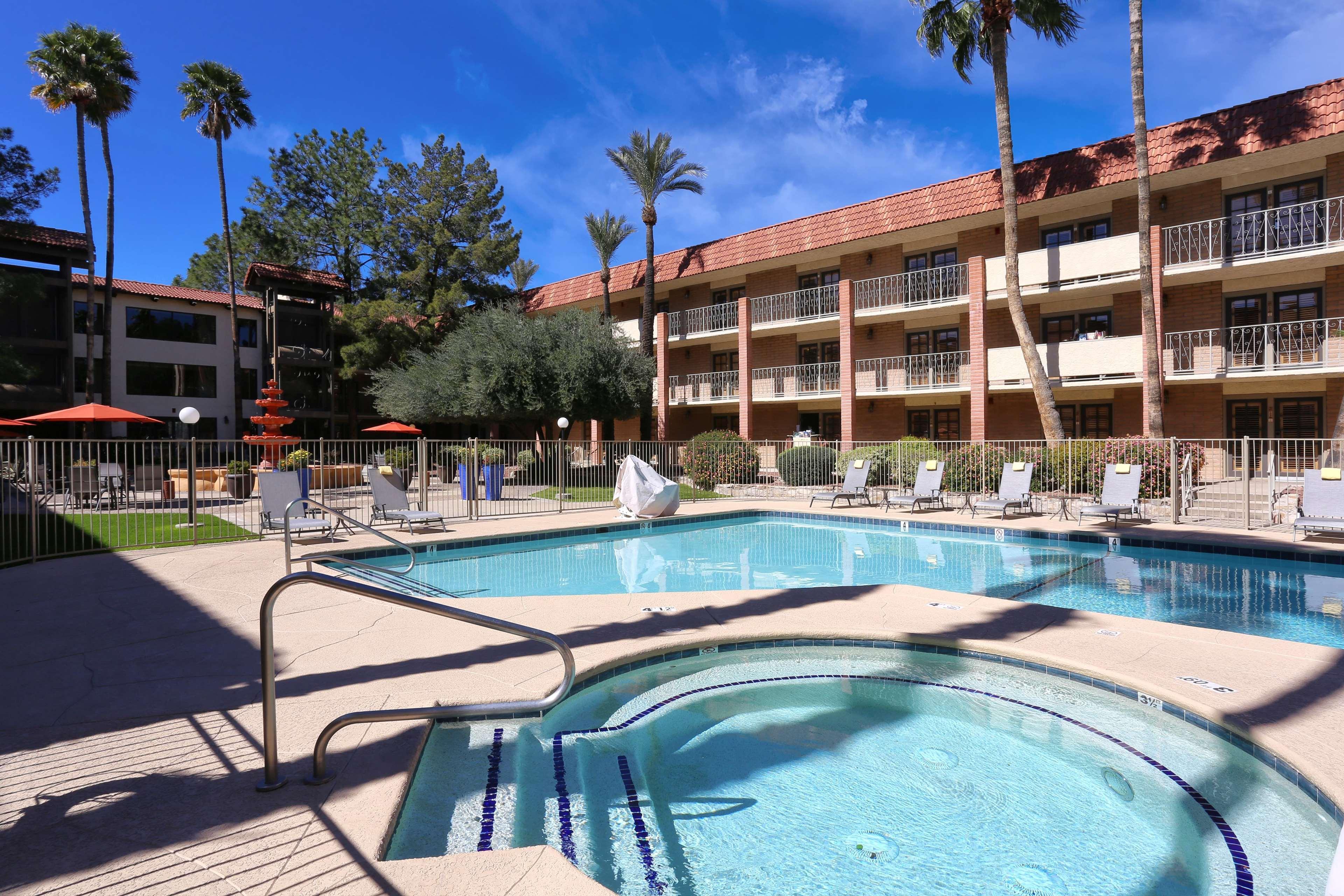 Doubletree Suites By Hilton Tucson Airport Bagian luar foto