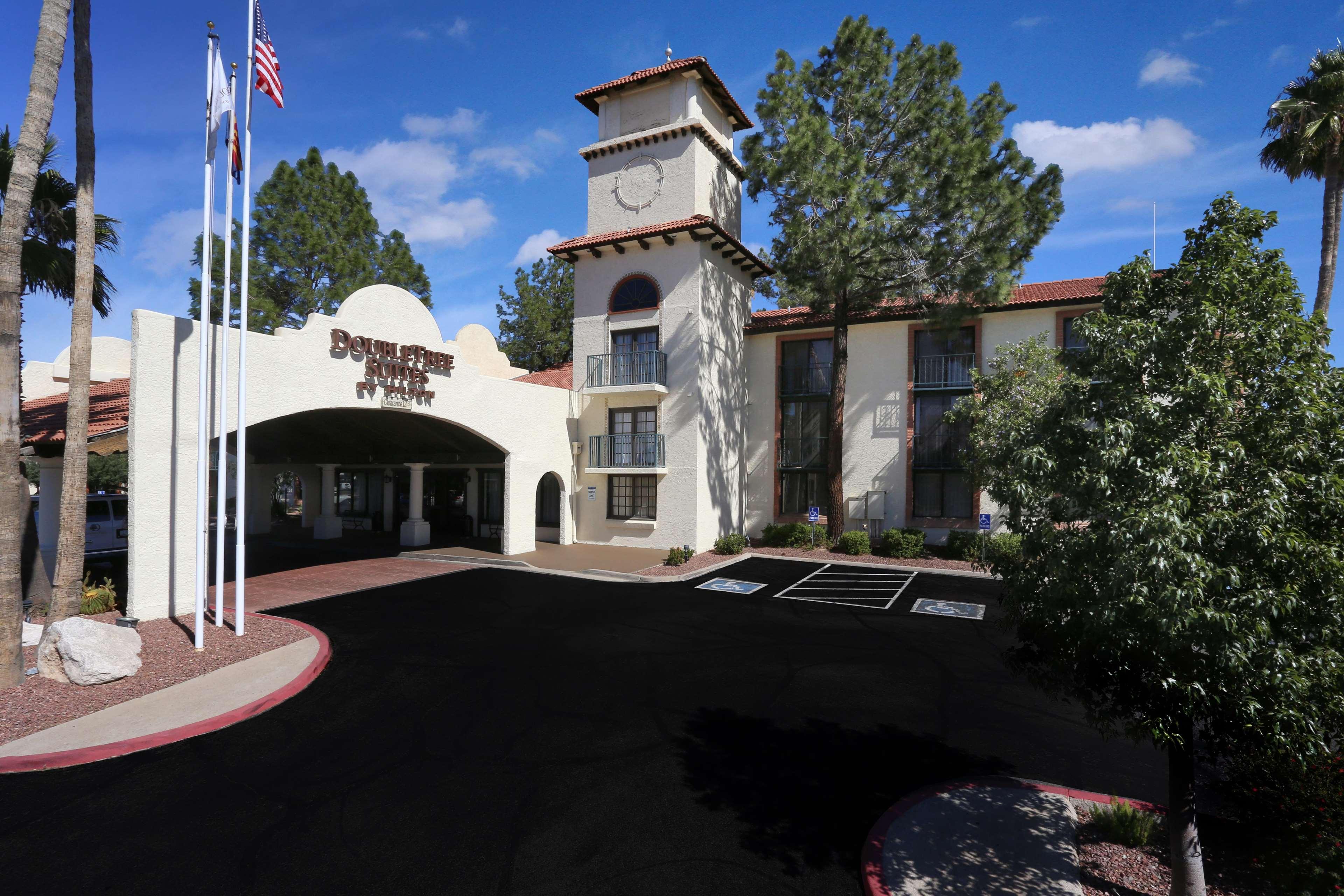 Doubletree Suites By Hilton Tucson Airport Bagian luar foto